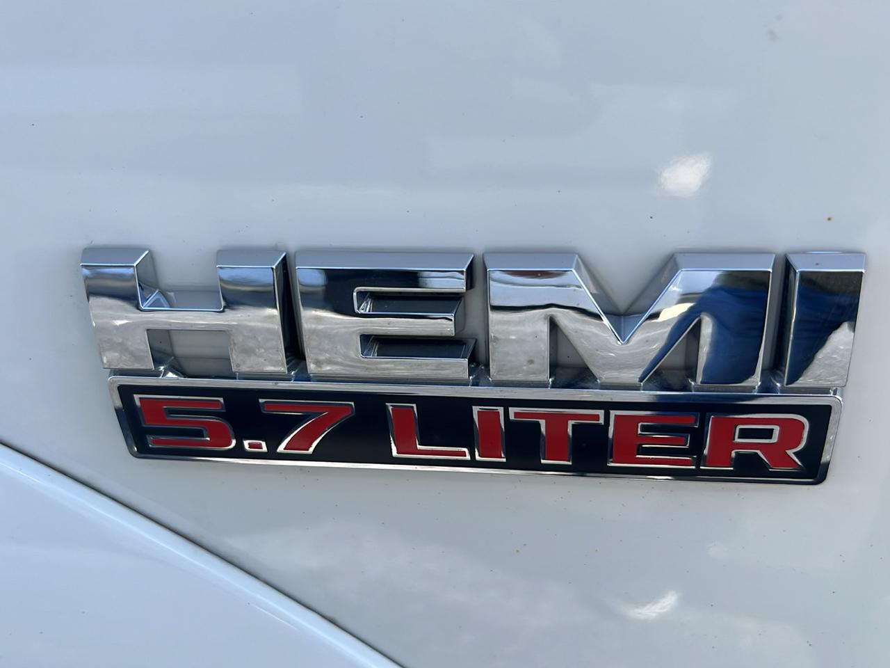 RAM 1500 4WD Crew Cab 140.5" Longhorn 2016