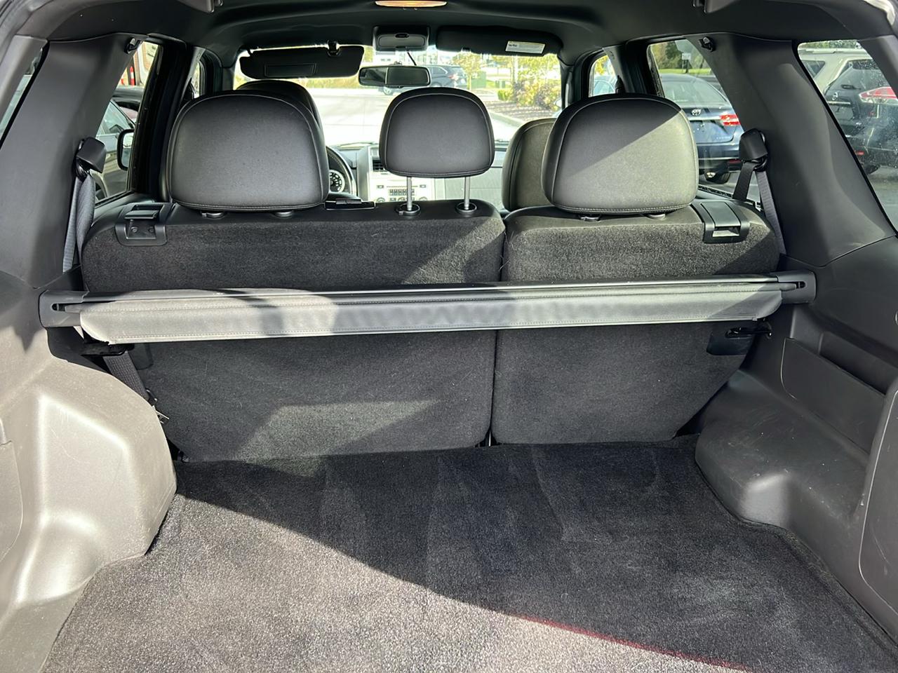 Ford Escape FWD 4dr XLT 2011