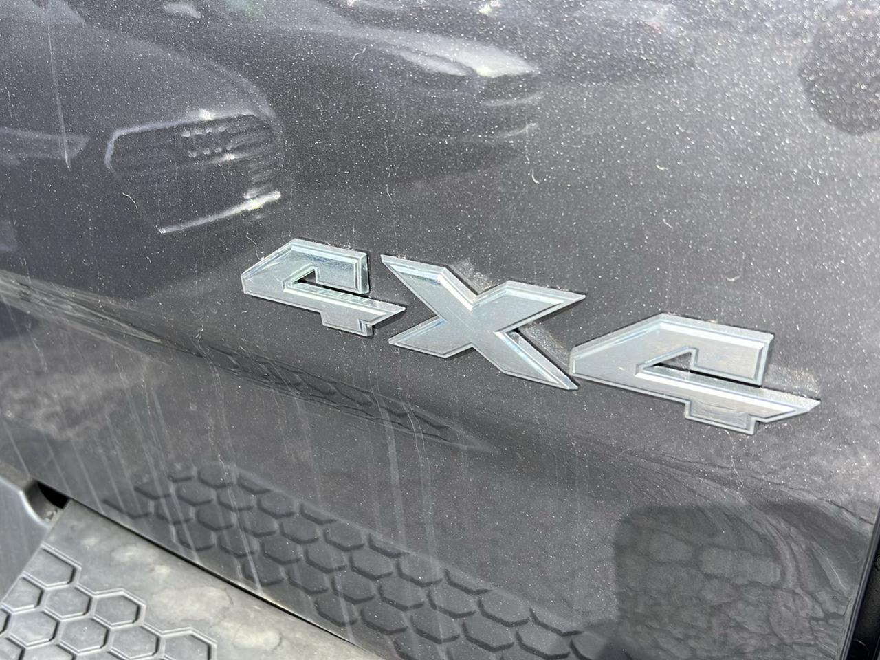 RAM 1500 4WD Crew Cab 140.5" Sport 2014