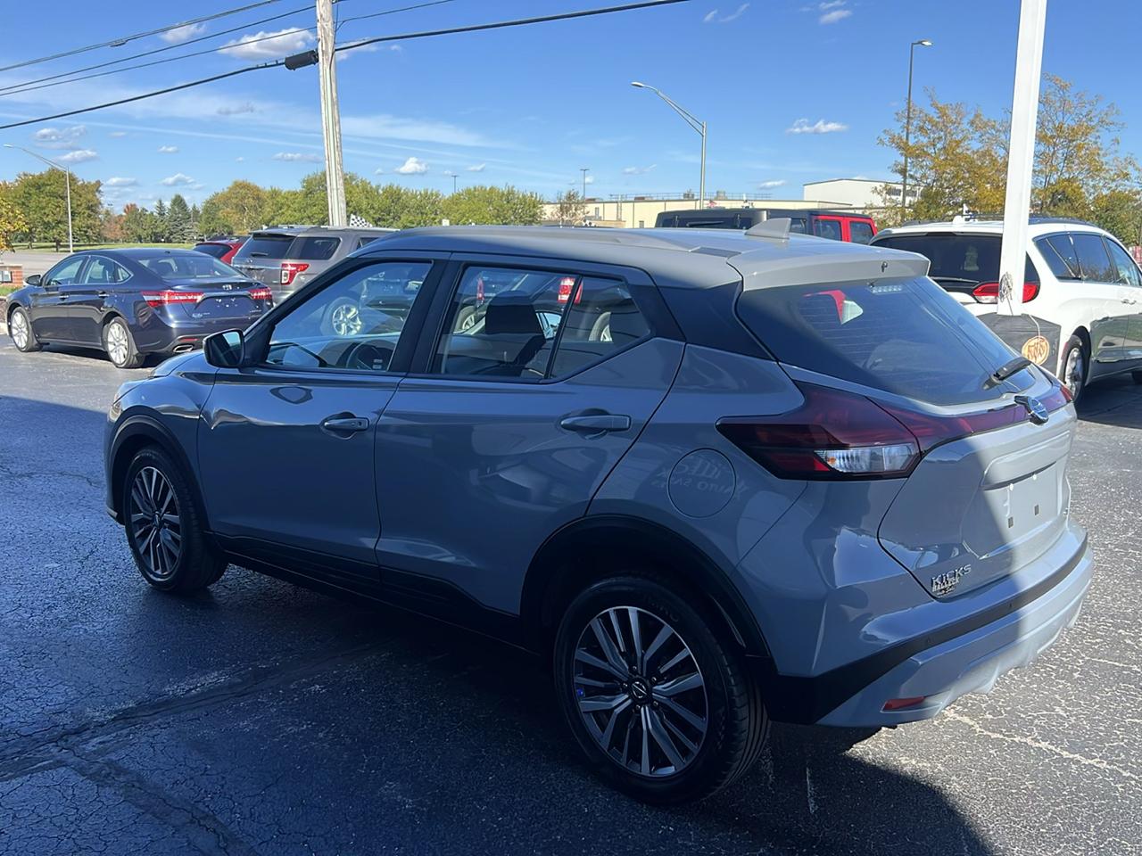 Nissan Kicks SV FWD 2021
