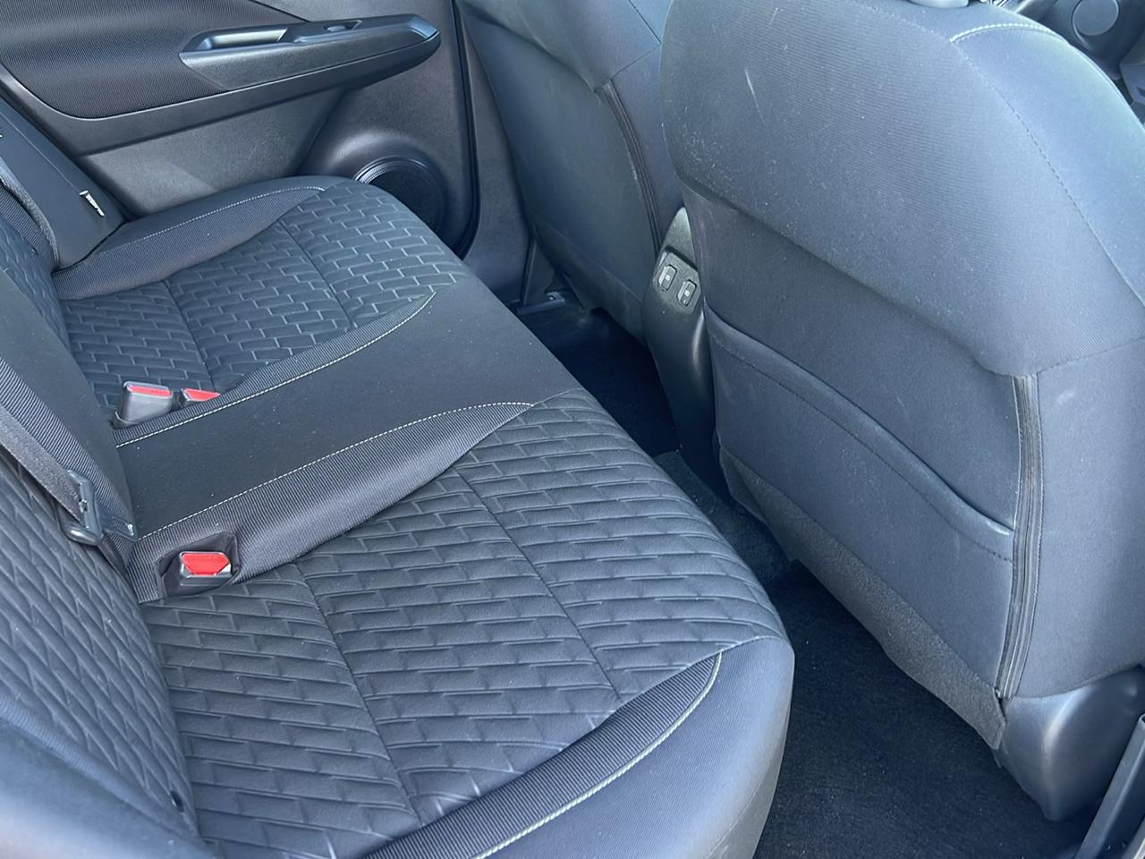 Nissan Kicks SV FWD 2021
