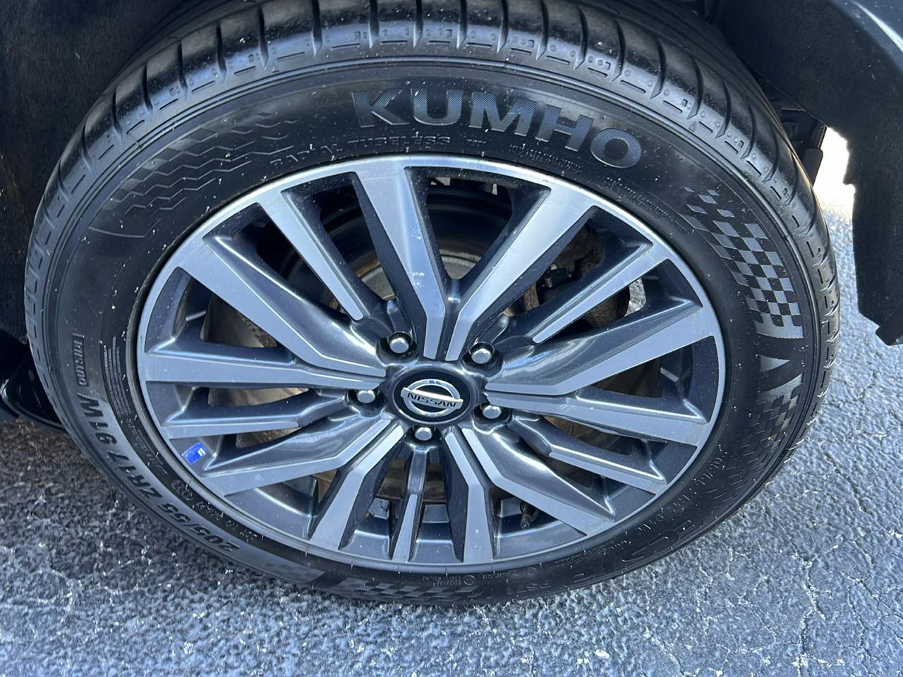 Nissan Kicks SV FWD 2021