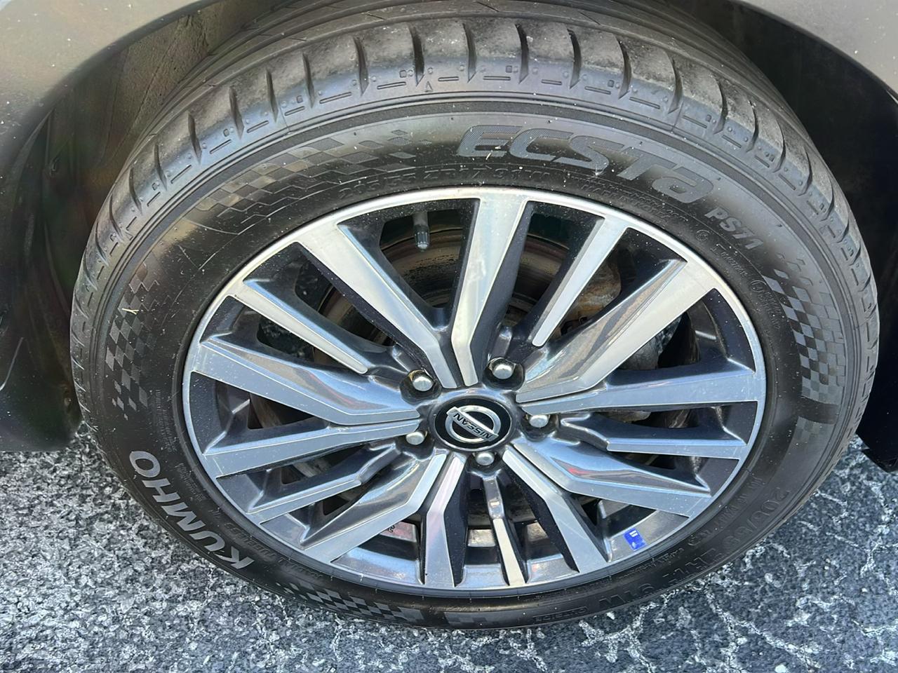 Nissan Kicks SV FWD 2021