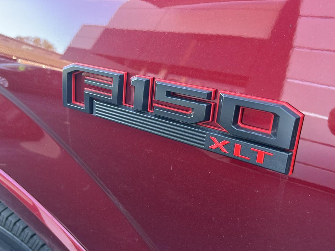 Ford F-150 4WD SuperCrew 145" XLT 2018