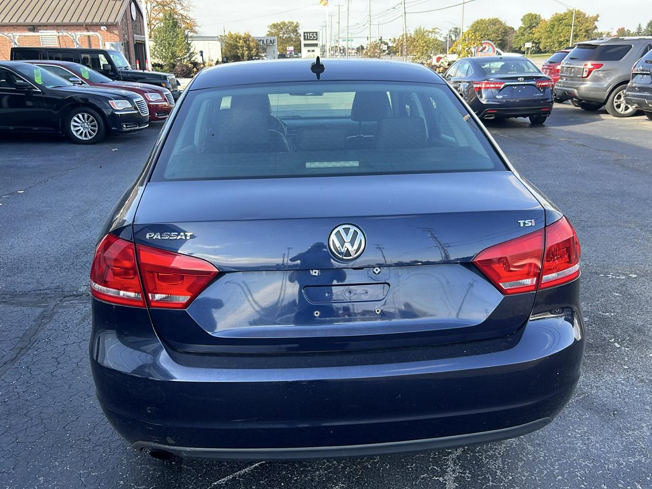 Volkswagen Passat 4dr Sdn 1.8T Auto S 2015