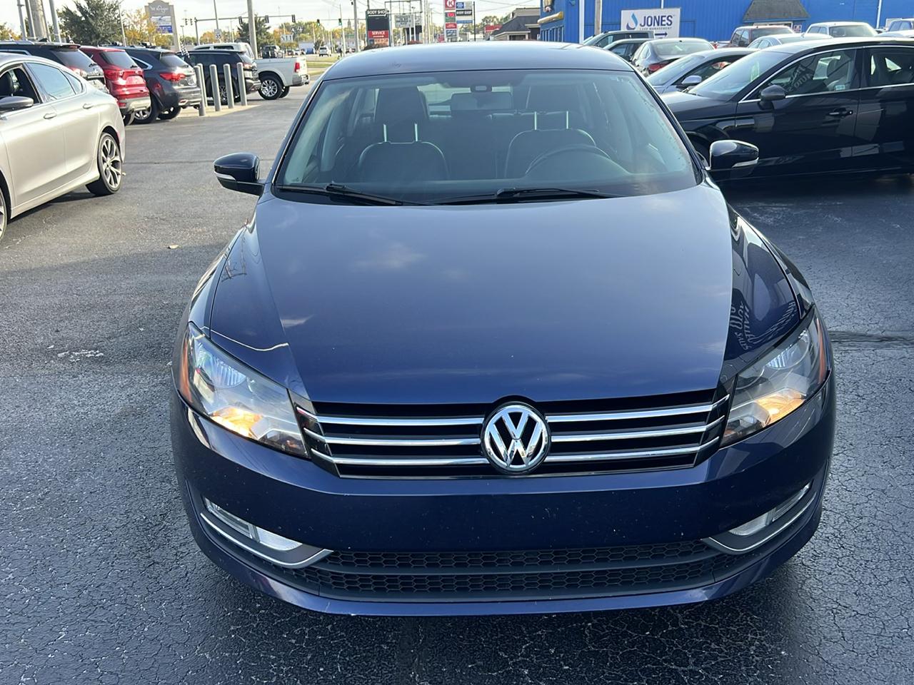 Volkswagen Passat 4dr Sdn 1.8T Auto S 2015