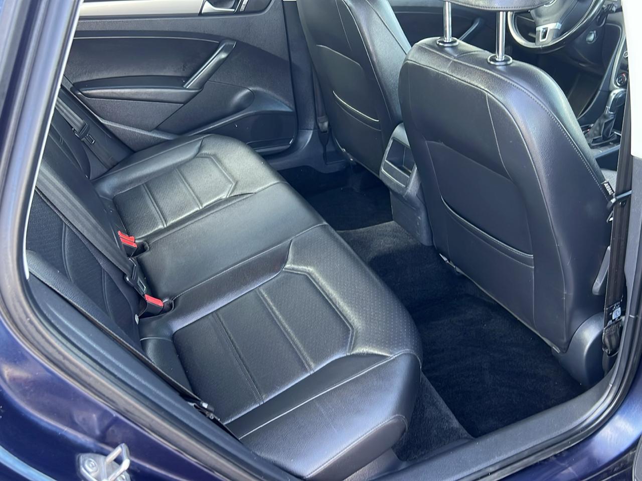 Volkswagen Passat 4dr Sdn 1.8T Auto S 2015