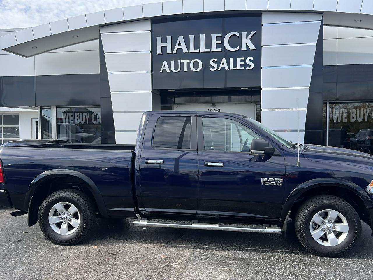 RAM 1500 4WD Quad Cab 140.5" Outdoorsman 2014