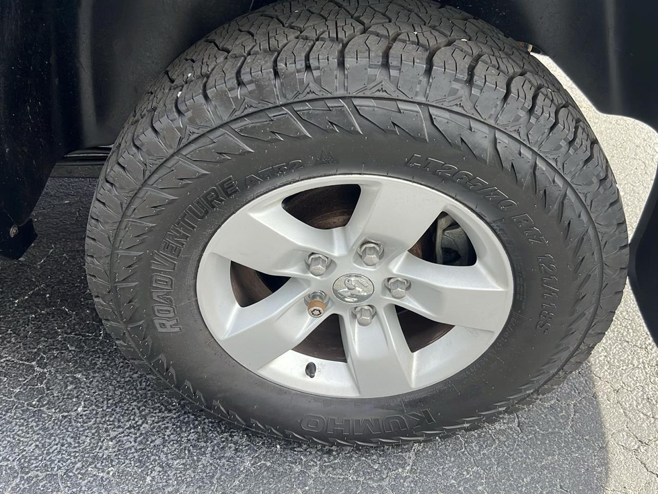 RAM 1500 4WD Quad Cab 140.5" Outdoorsman 2014