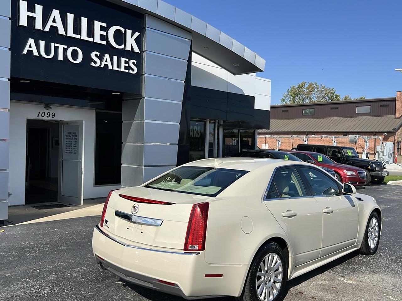 Cadillac CTS Sedan 4dr Sdn 3.0L Luxury AWD 2011
