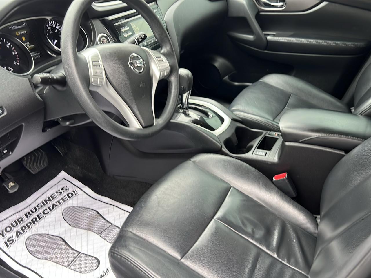 Nissan Rogue AWD 4dr SV 2016