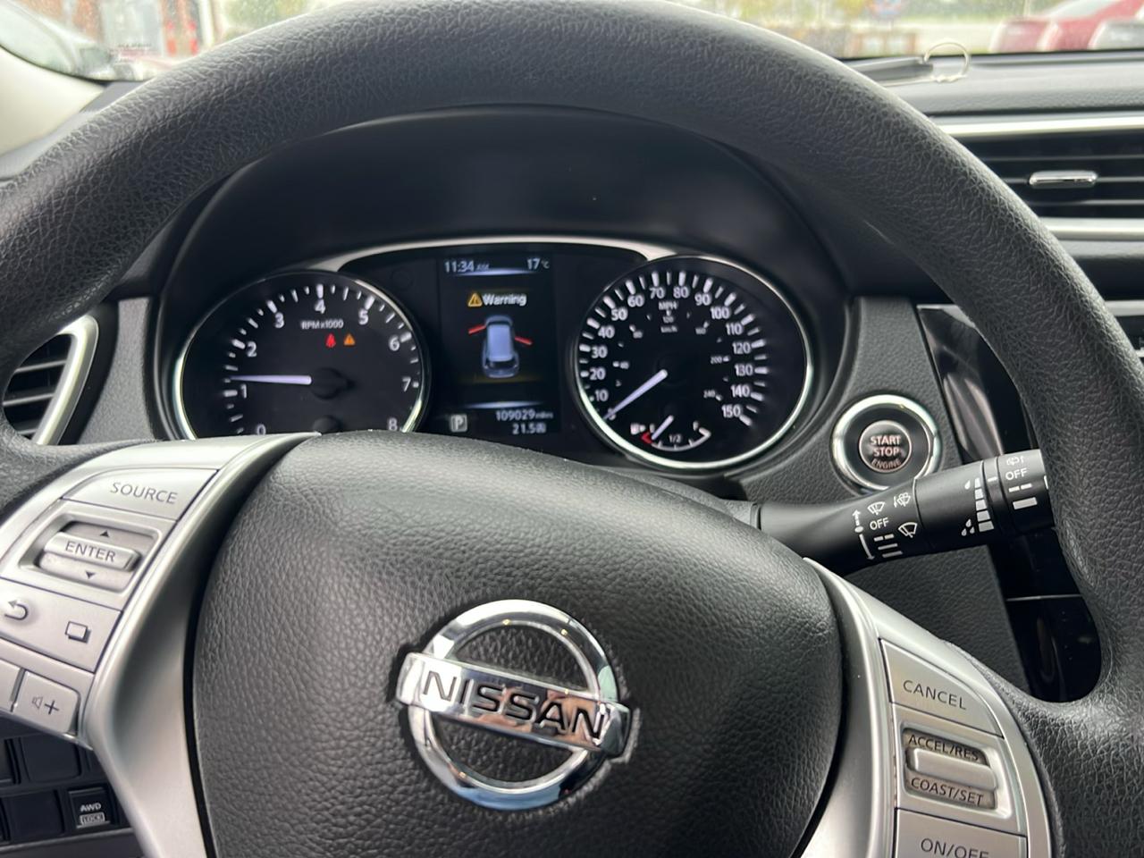 Nissan Rogue AWD 4dr SV 2016