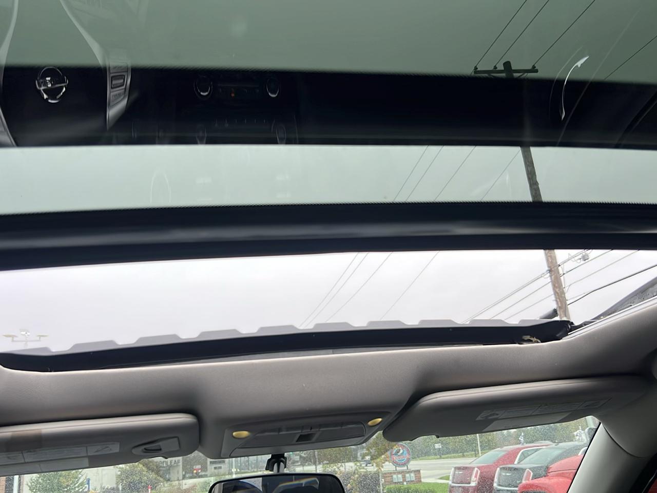 Nissan Rogue AWD 4dr SV 2016