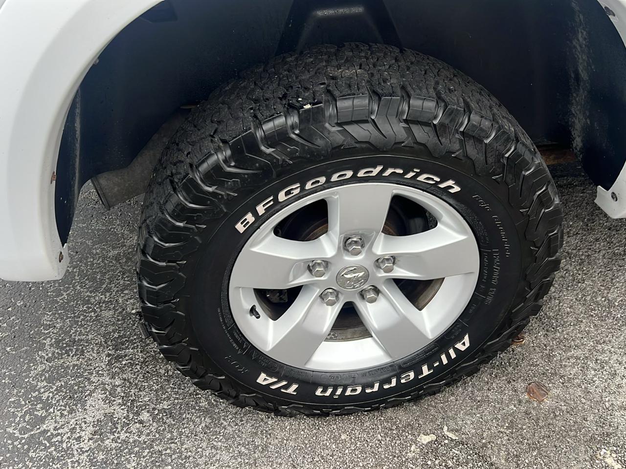 RAM 1500 4WD Quad Cab 140.5" Outdoorsman 2015