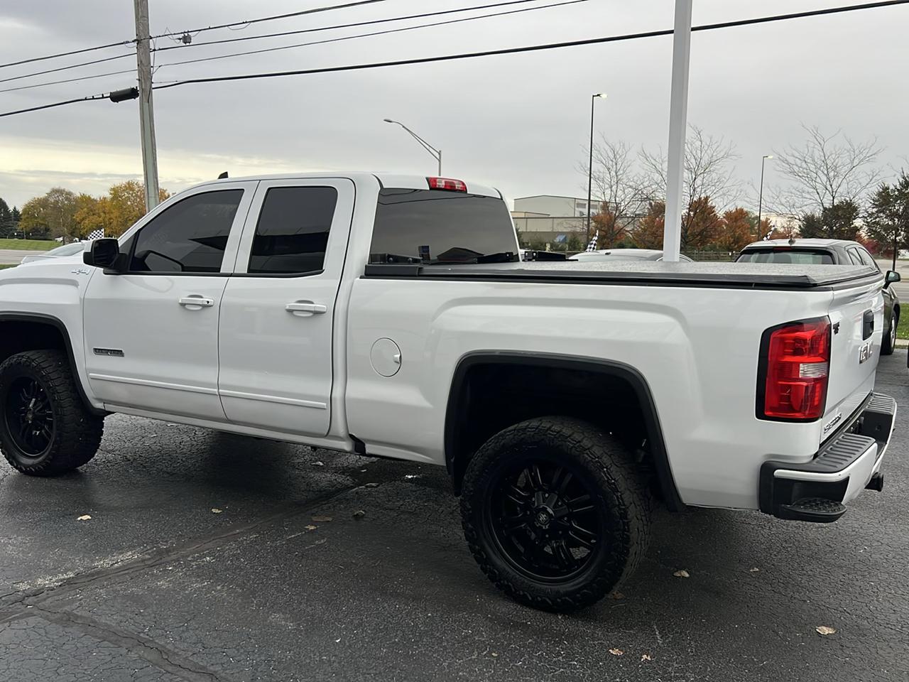 GMC Sierra 1500 Elevation Double Cab 4WD 2017