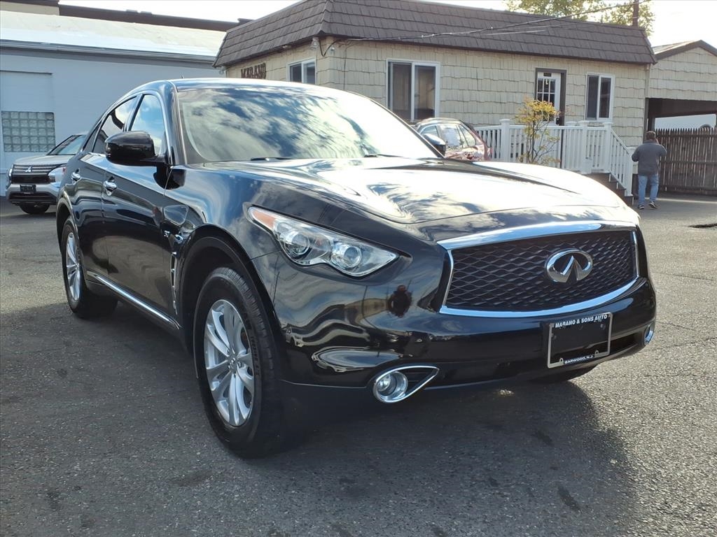 Infiniti QX70  2017 Infiniti QX70  2017