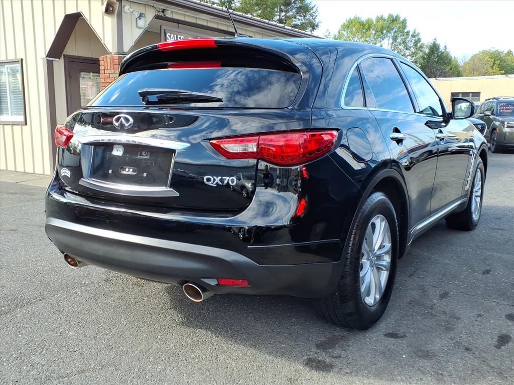 Infiniti QX70  2017 Infiniti QX70  2017