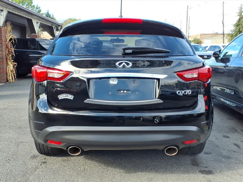 Infiniti QX70  2017 Infiniti QX70  2017