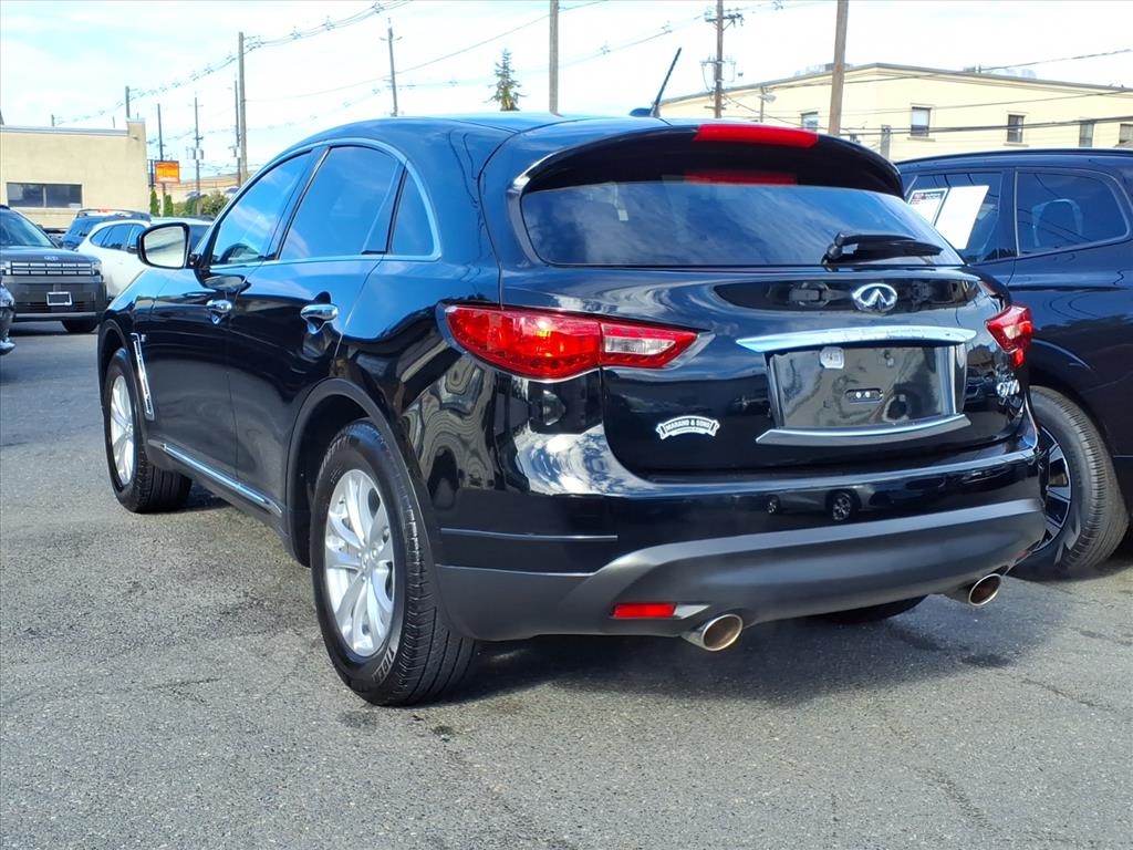 Infiniti QX70  2017 Infiniti QX70  2017