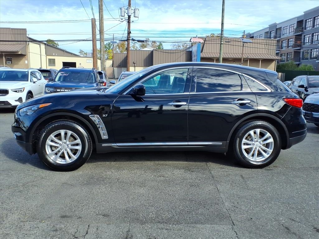 Infiniti QX70  2017 Infiniti QX70  2017
