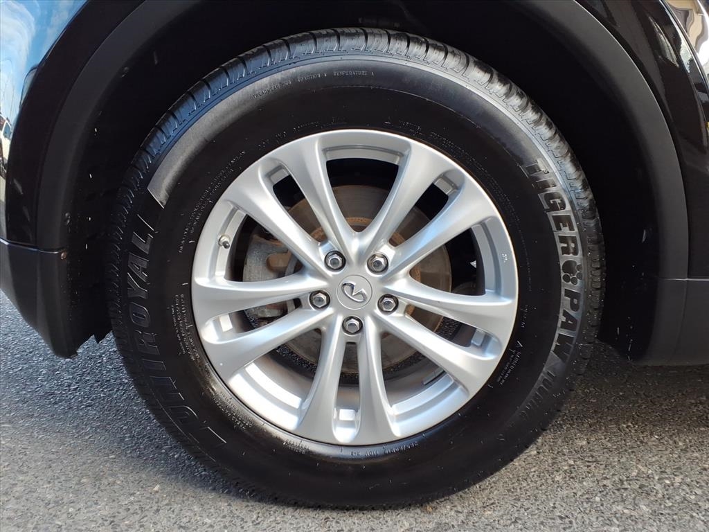 Infiniti QX70  2017 Infiniti QX70  2017