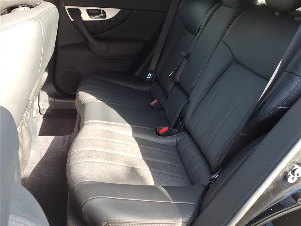 Infiniti QX70  2017 Infiniti QX70  2017