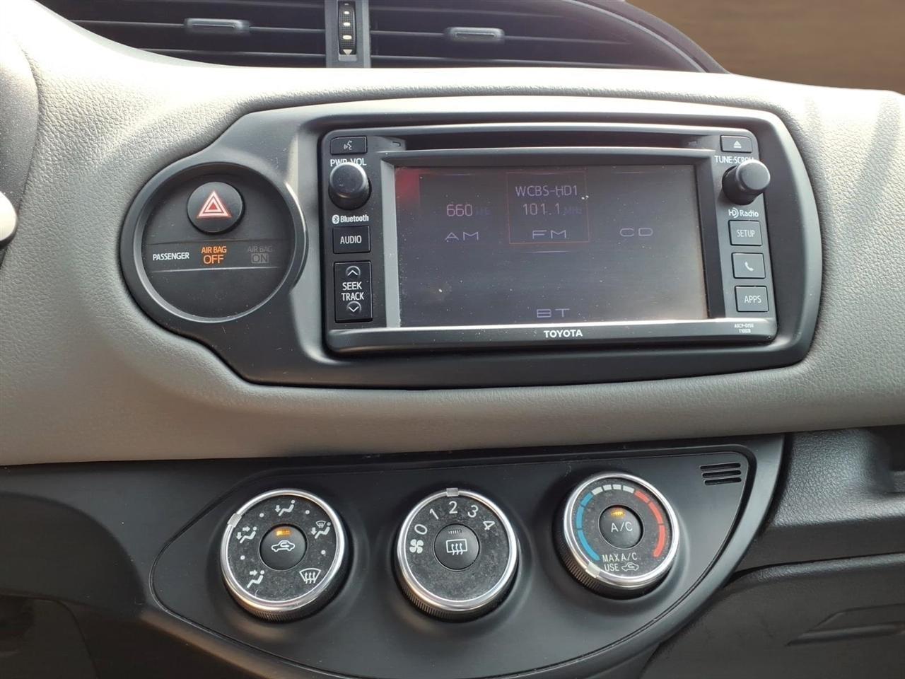 Toyota Yaris  2016