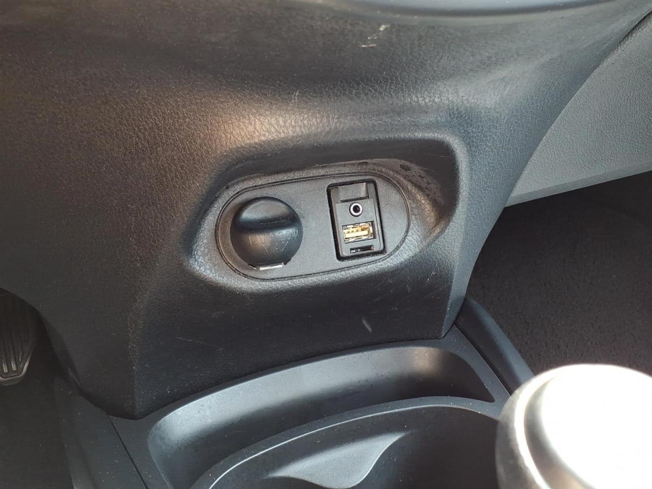 Toyota Yaris  2016
