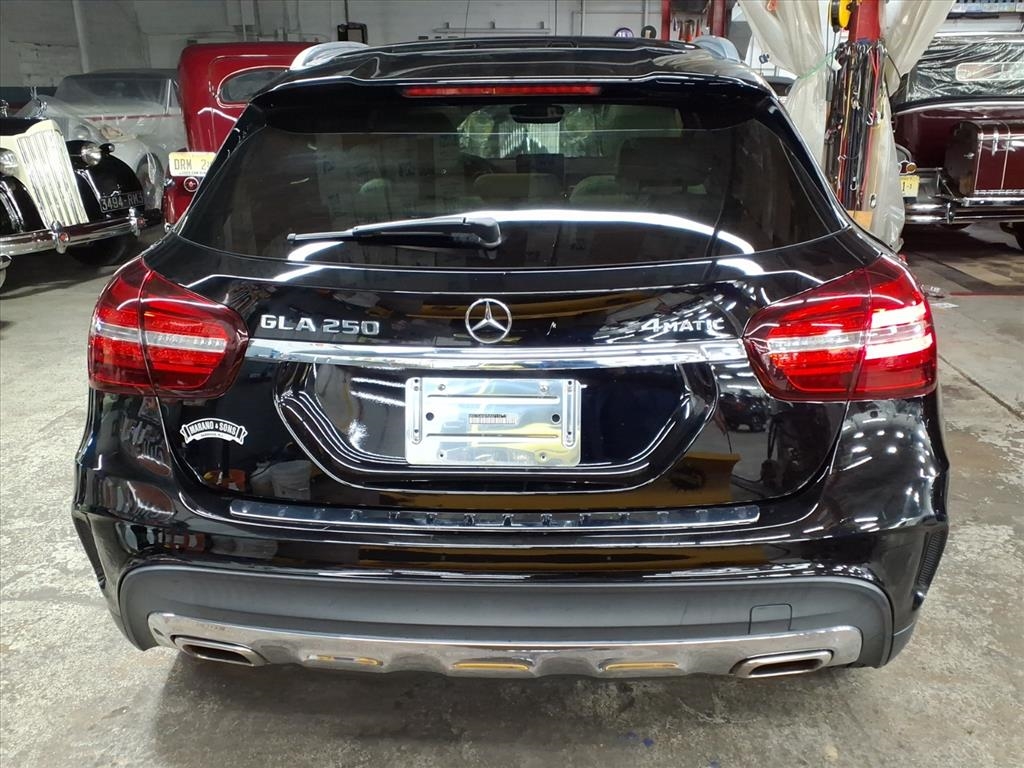 Mercedes-Benz GLA-Class GLA250 4MATIC 2019