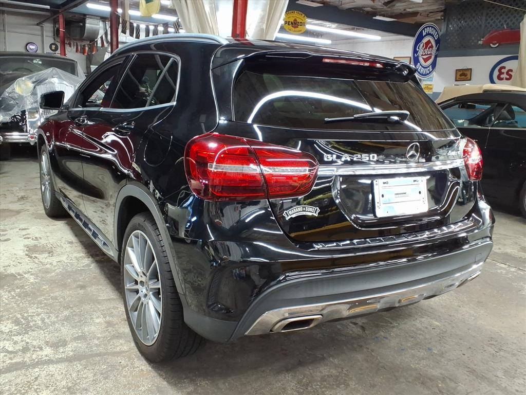 Mercedes-Benz GLA-Class GLA250 4MATIC 2019