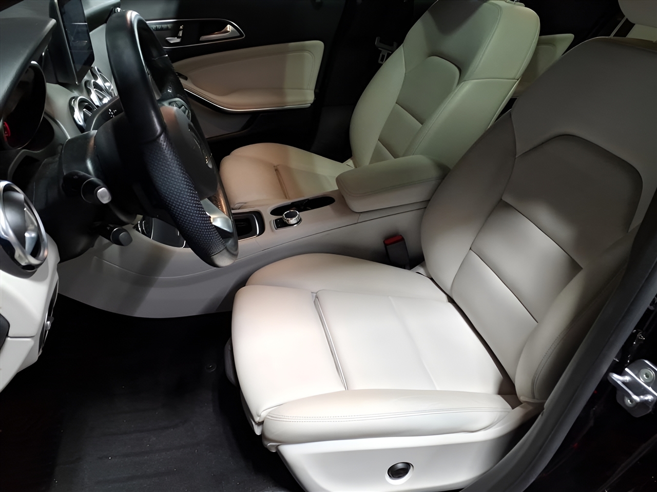 Mercedes-Benz GLA-Class GLA250 4MATIC 2019