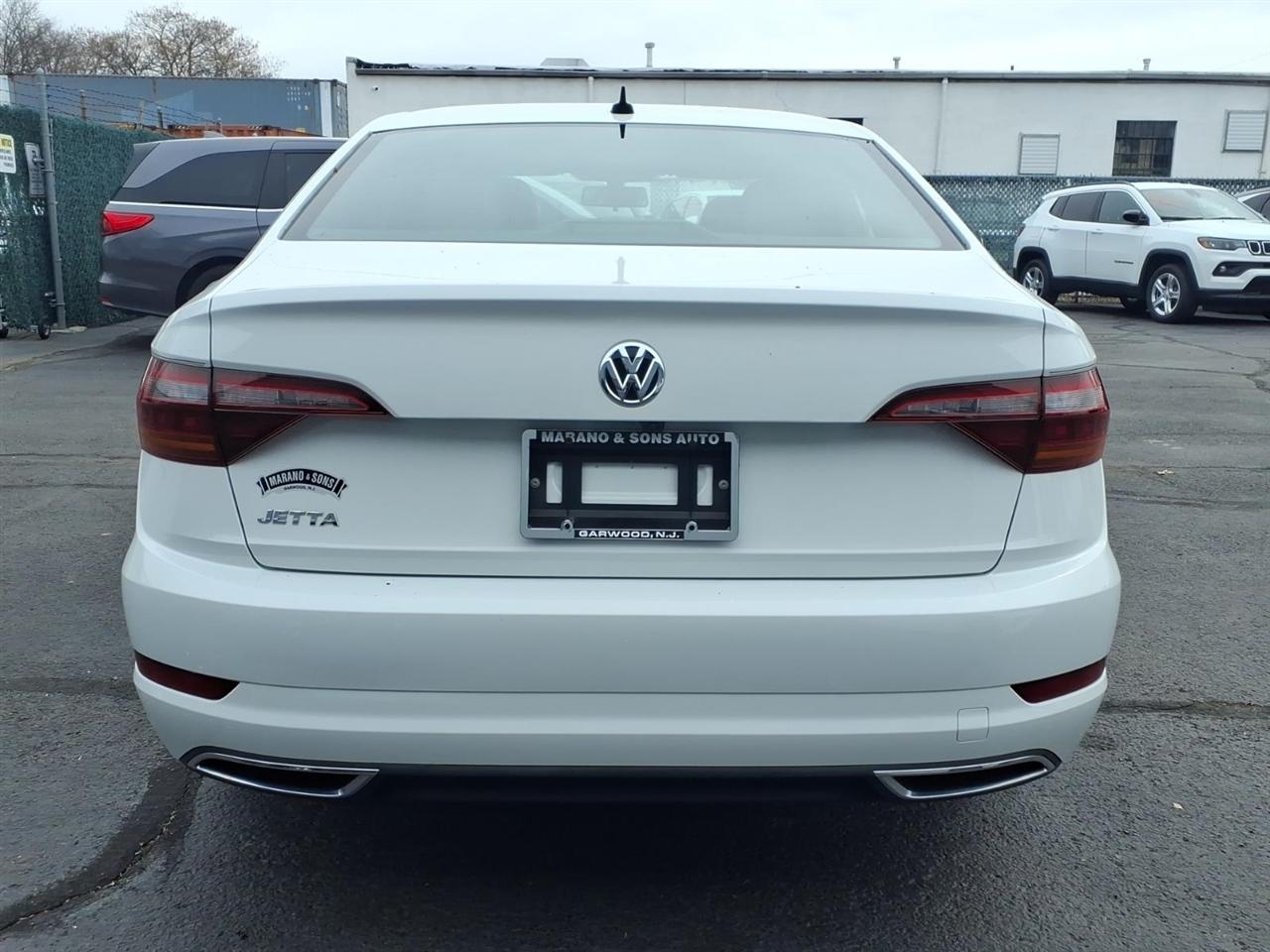 Volkswagen Jetta 1.4T R-Line 8A 2019