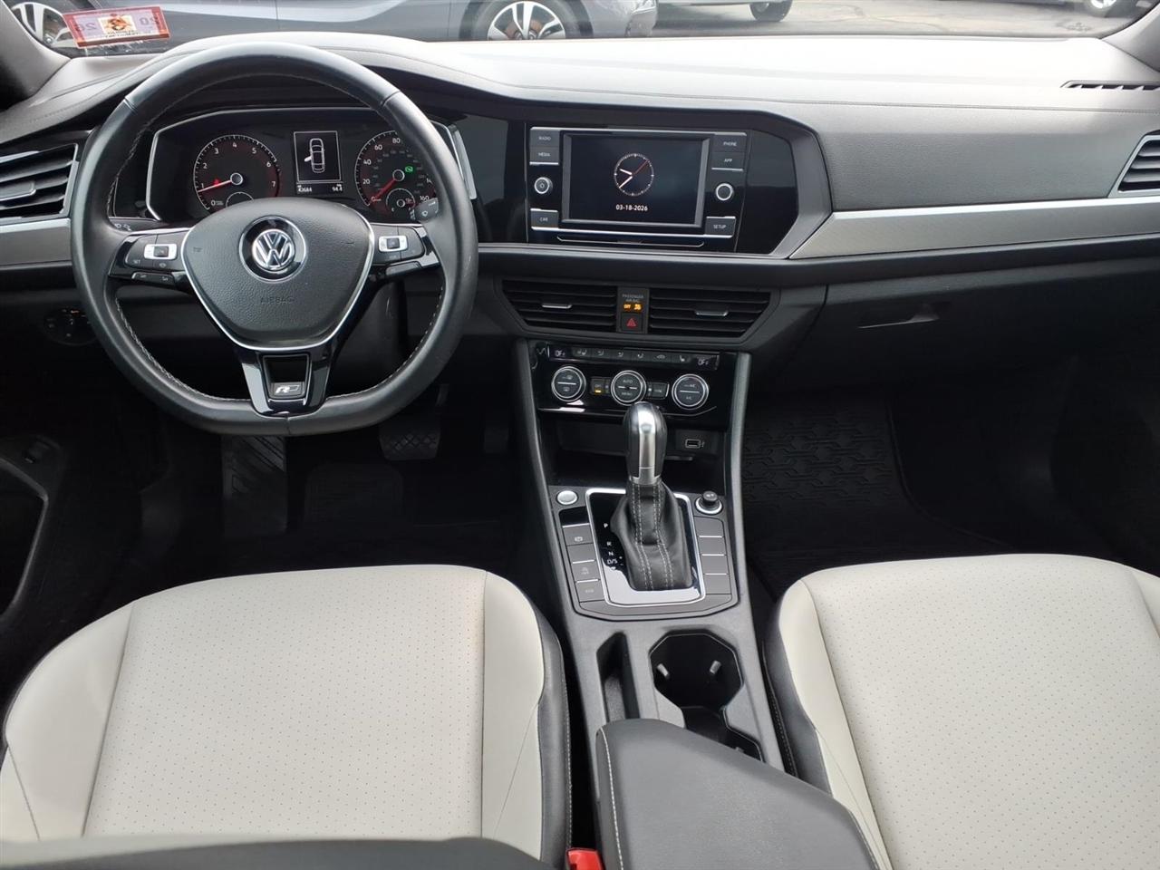Volkswagen Jetta 1.4T R-Line 8A 2019