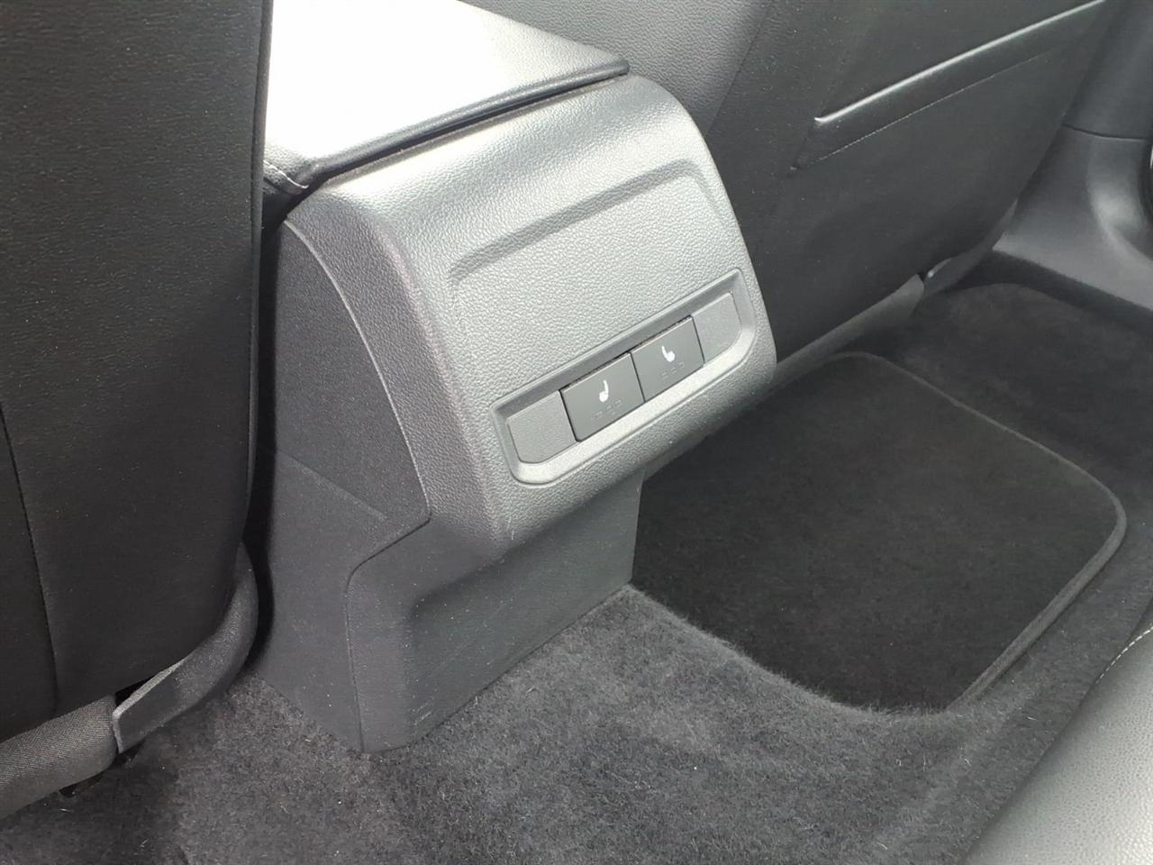 Volkswagen Jetta 1.4T R-Line 8A 2019