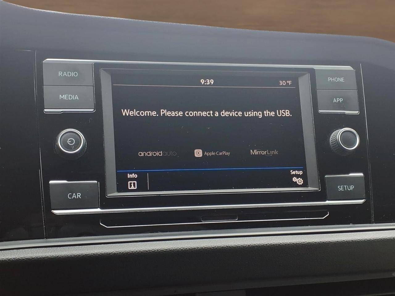 Volkswagen Jetta 1.4T R-Line 8A 2019