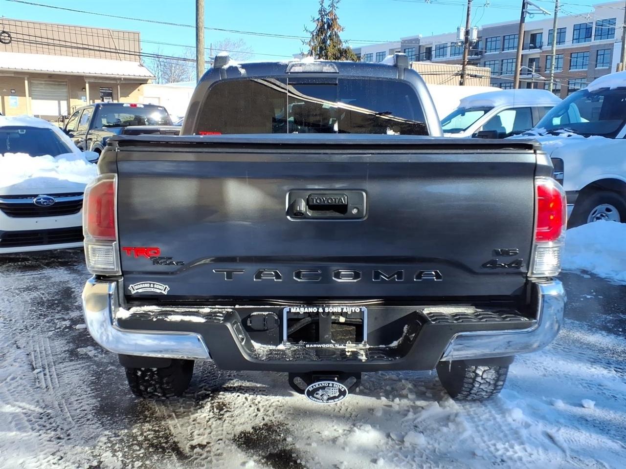 Toyota Tacoma SR5 Double Cab Long Bed V6 6AT 4WD 2023