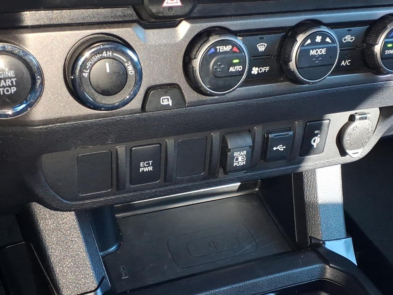 Toyota Tacoma SR5 Double Cab Long Bed V6 6AT 4WD 2023