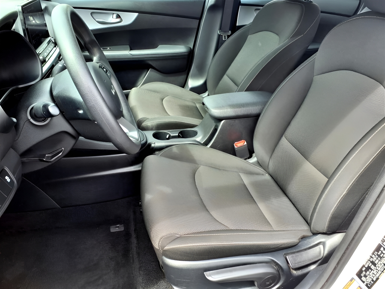 Kia Forte LXS IVT 2024 Kia Forte LXS IVT 2024