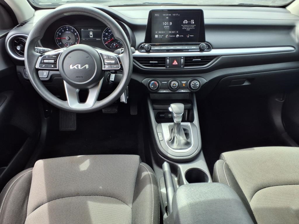 Kia Forte LXS IVT 2024