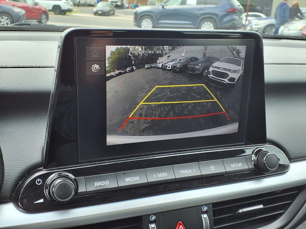 Kia Forte LXS IVT 2024