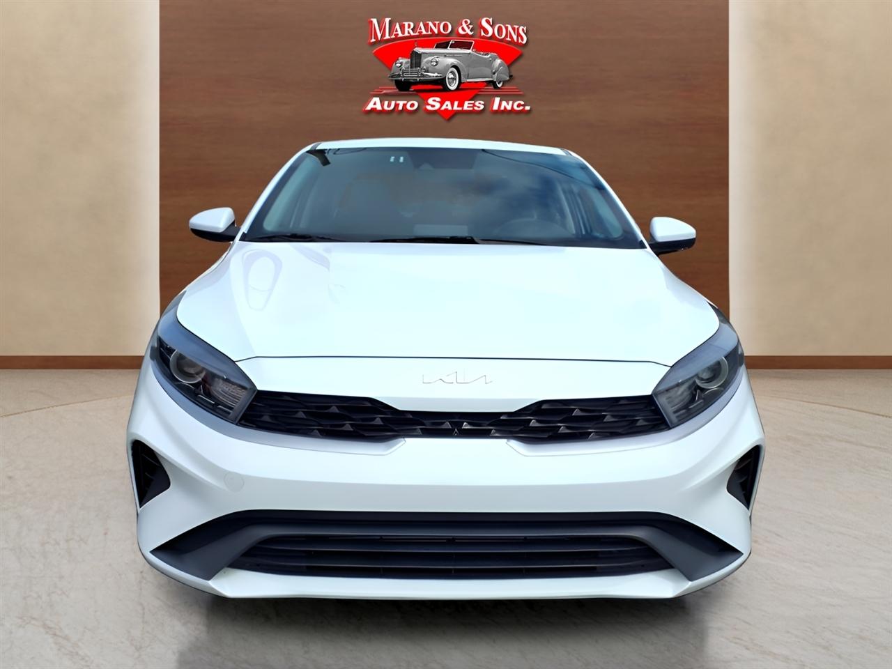 Kia Forte LXS IVT 2024