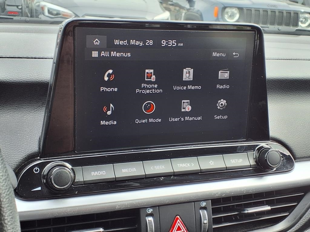 Kia Forte LXS IVT 2023