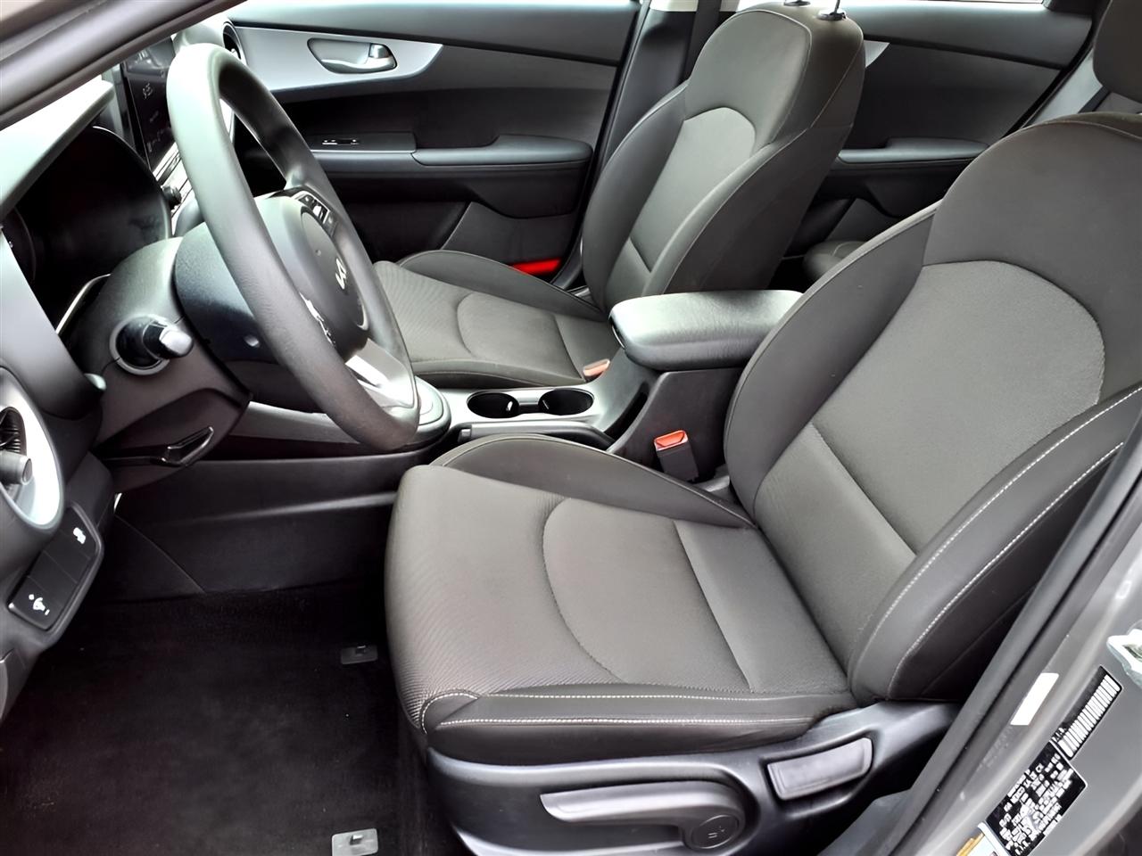 Kia Forte LXS IVT 2023