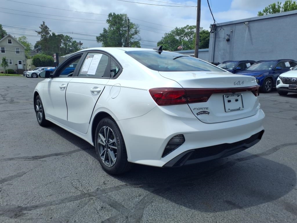 Kia Forte LXS IVT 2024