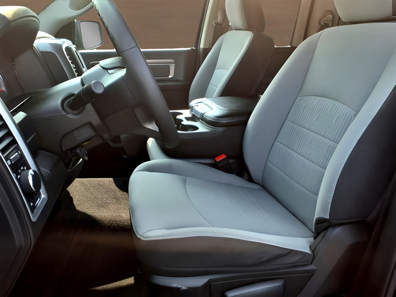 Ram Truck 1500 Classic SLT 4x4 Quad Cab 6'4" Box 2024 Ram Truck 1500 Classic SLT 4x4 Quad Cab 6'4" Box 2024