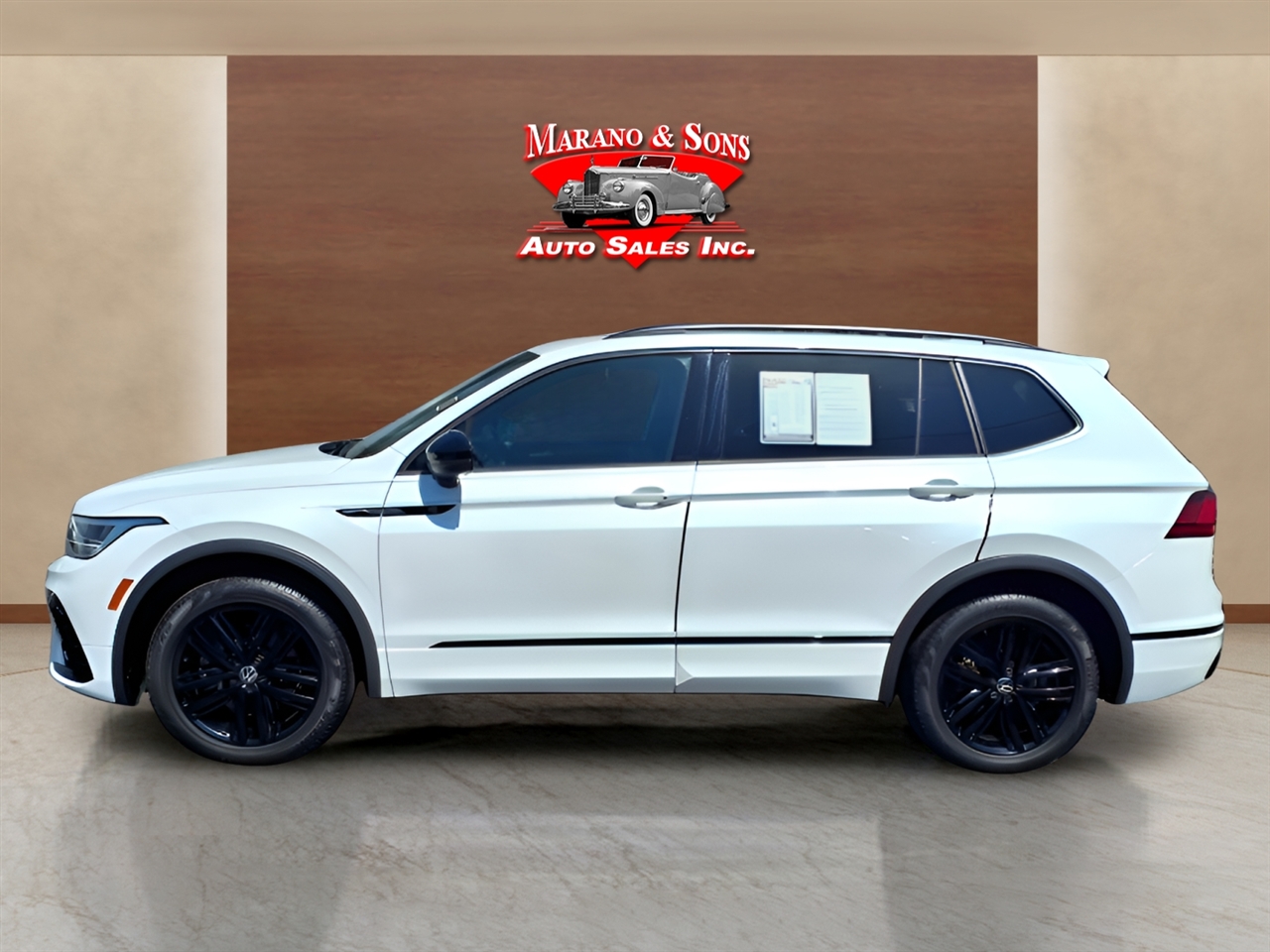 Volkswagen Tiguan 2.0T SE R-Line Black 4MOTION 2022 Volkswagen Tiguan 2.0T SE R-Line Black 4MOTION 2022