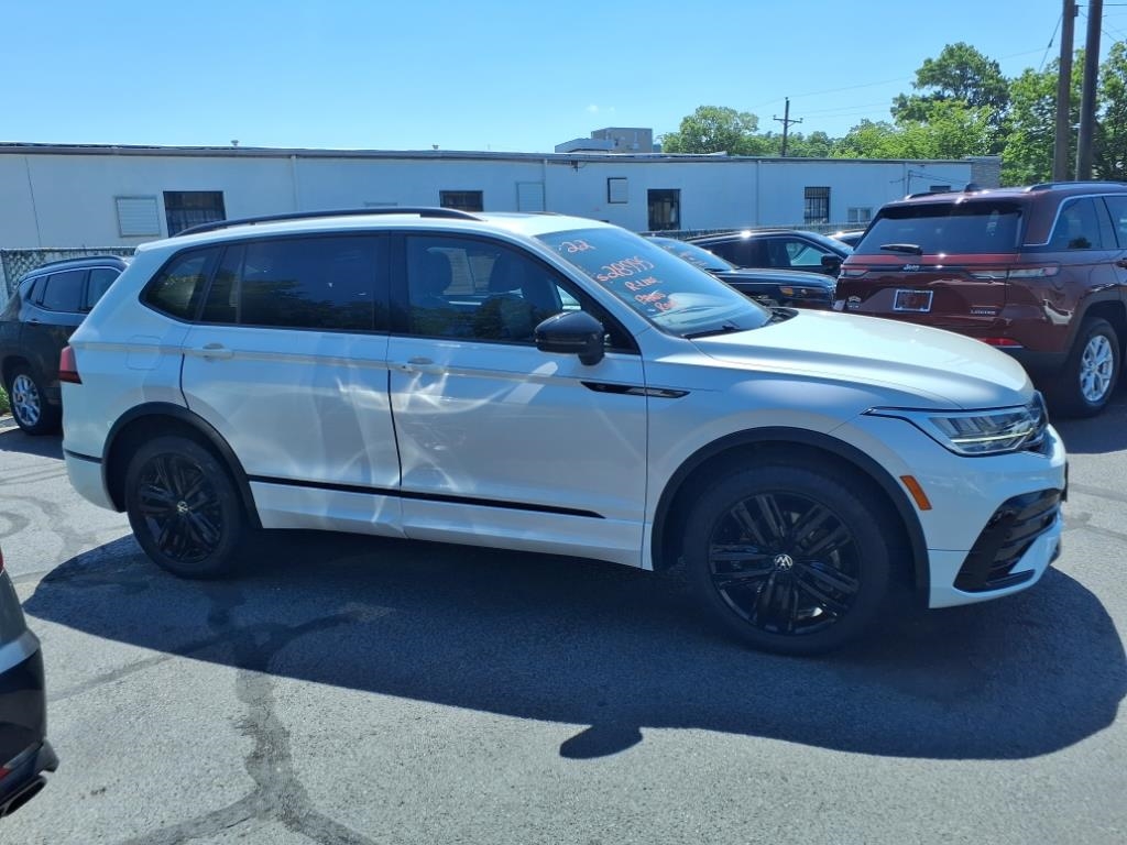 Volkswagen Tiguan 2.0T SE R-Line Black 4MOTION 2022