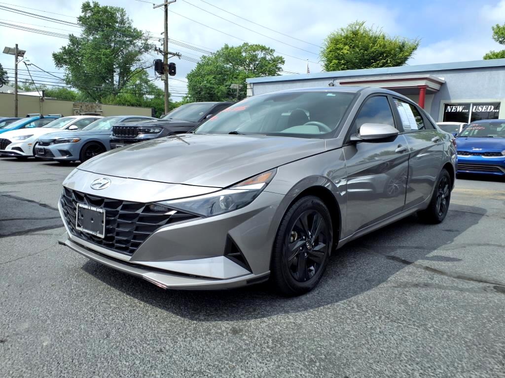 2023 Hyundai Elantra SEL IVT