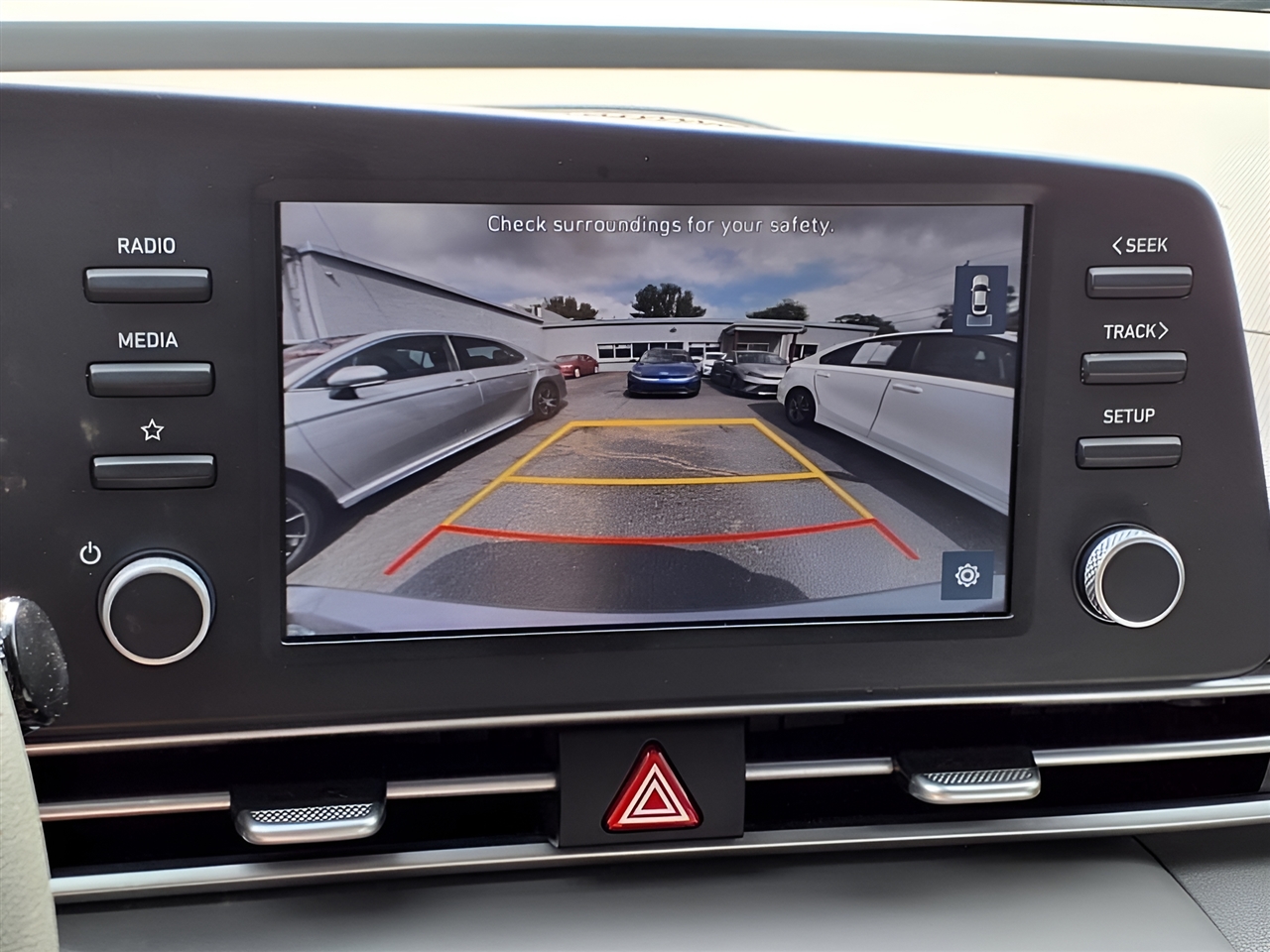 Hyundai Elantra SEL IVT 2023