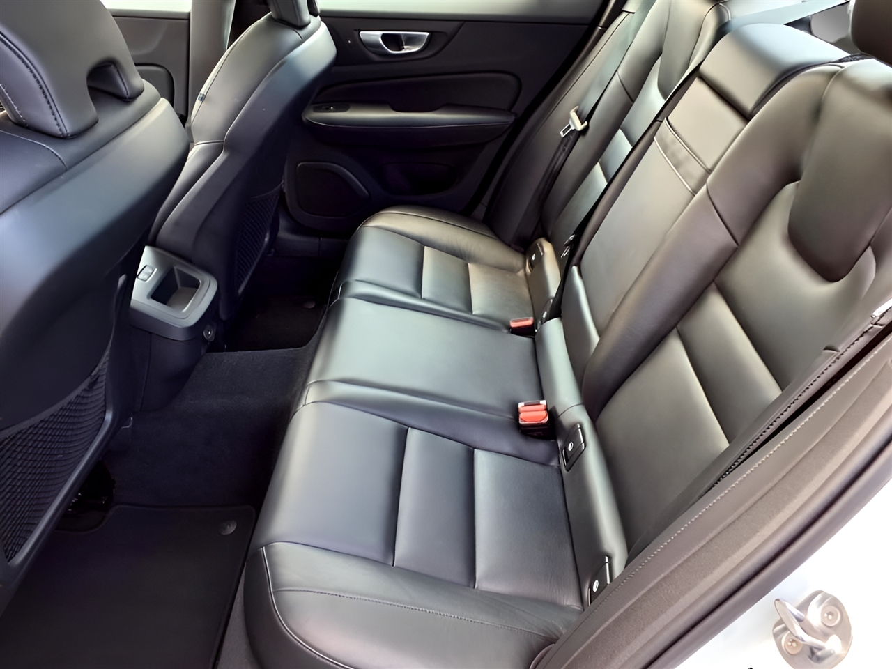 Volvo S60 B5 AWD Core 2025